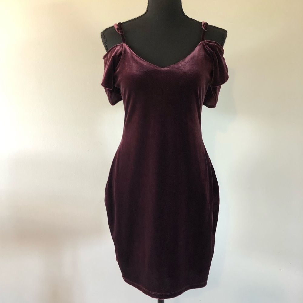 Women’s Vintage le Chateau Purple Cut Out Body con Mini Dress size S